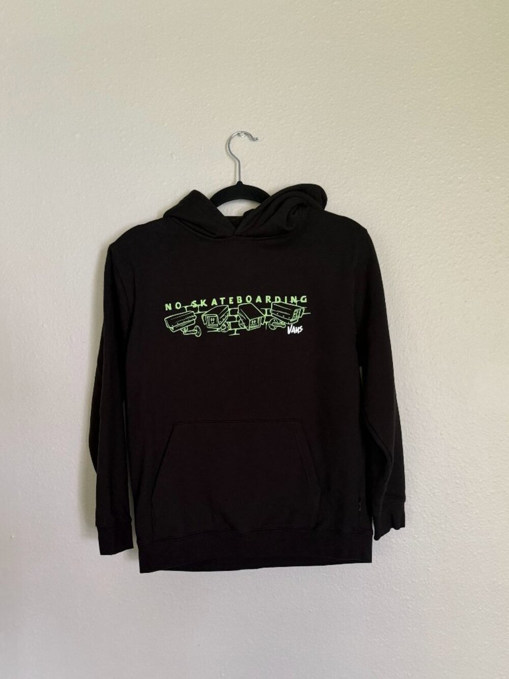 Vans Boys Large 12-14 No Skateboarding Hoodie Black Neon Green Security Camera